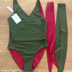 NEW SIZE 8 US Baiia Reversible swim suit